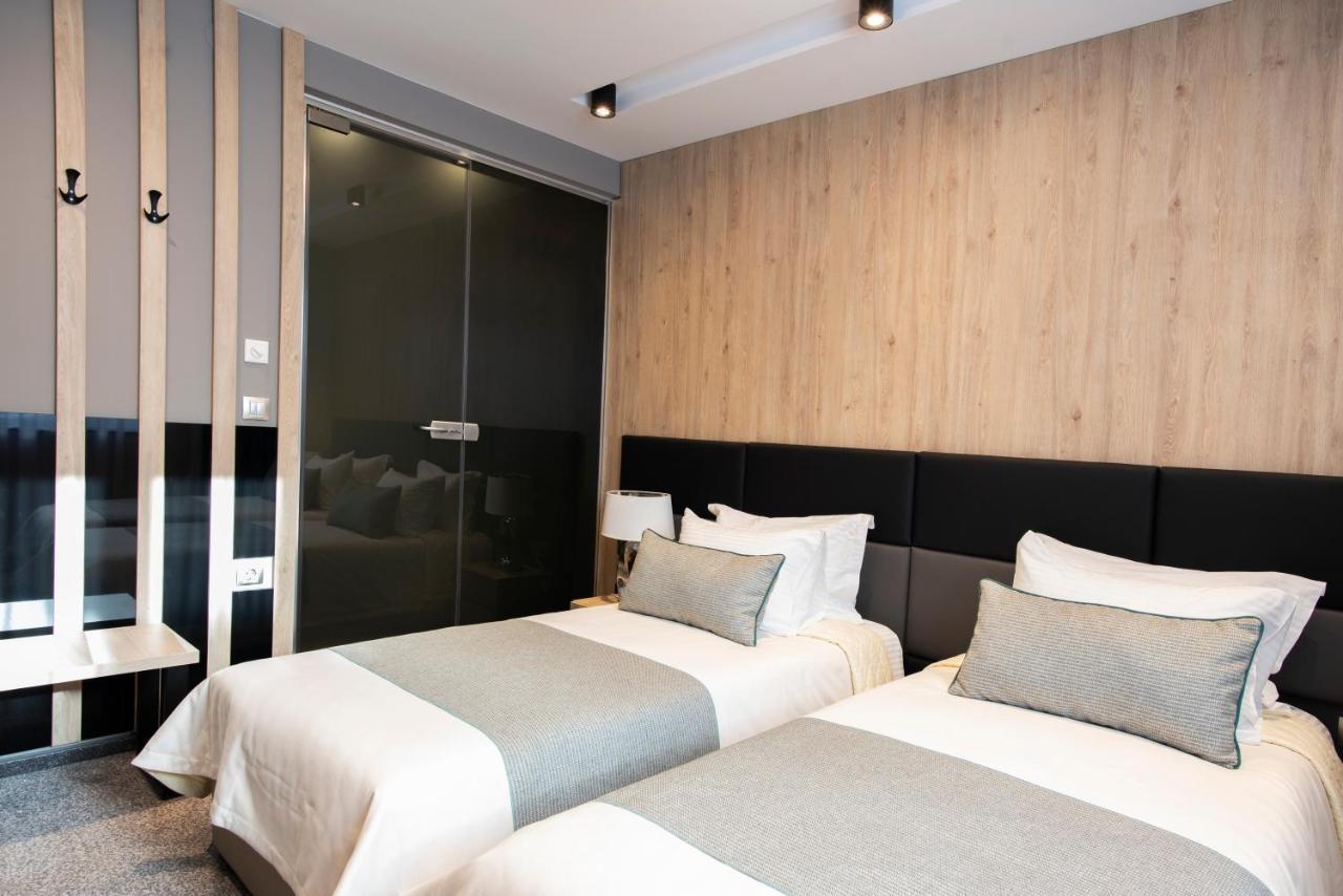 Family Hotel Business Club Шумен Экстерьер фото