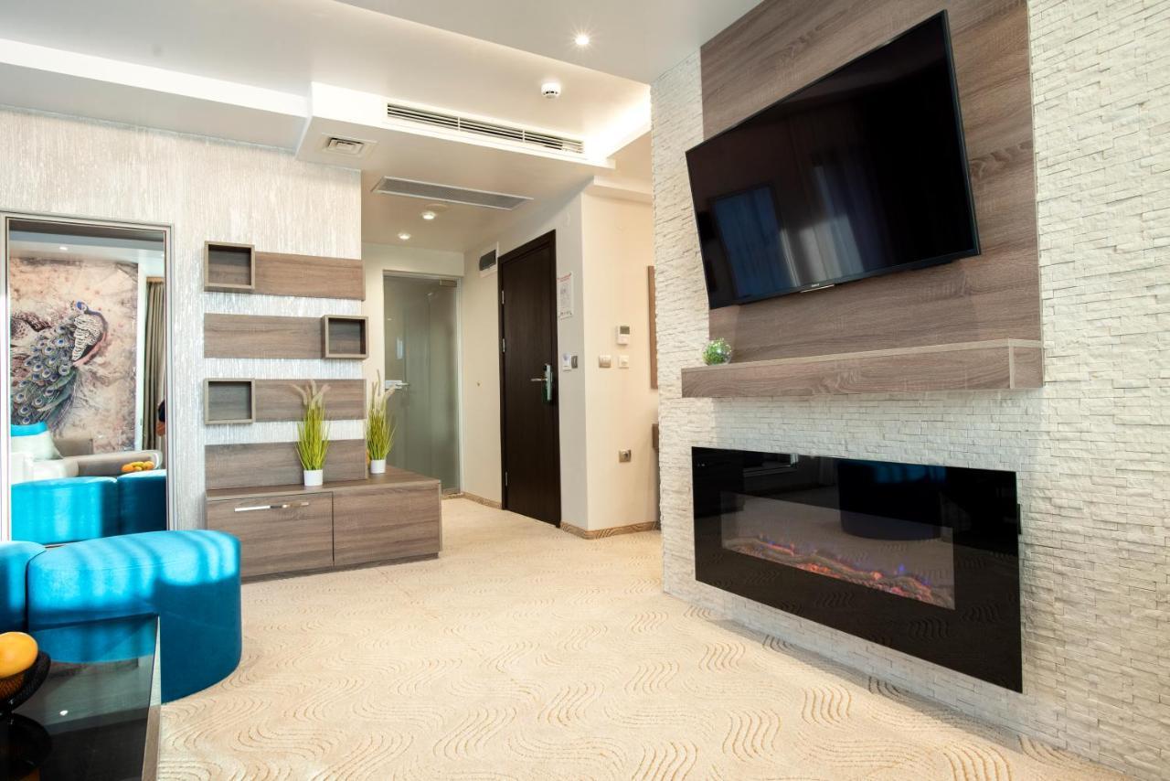 Family Hotel Business Club Шумен Экстерьер фото